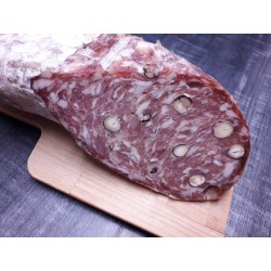 Saucisson aux noisettes